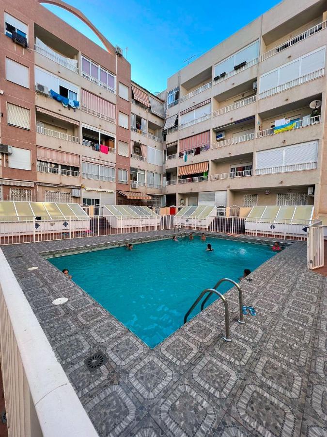Kiara Apartament - With Garage Torrevieja Exterior photo